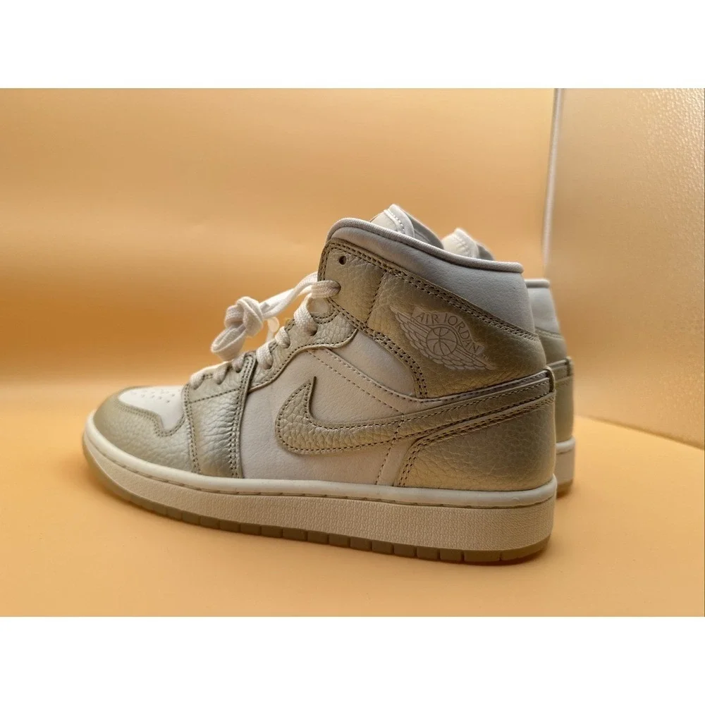 Jordan 1 Mid SE Hoops Gold Pack Sail Pale Ivory Team Gold High Top NIB Size 8
